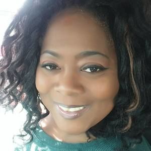 Meet your Posher, Leena